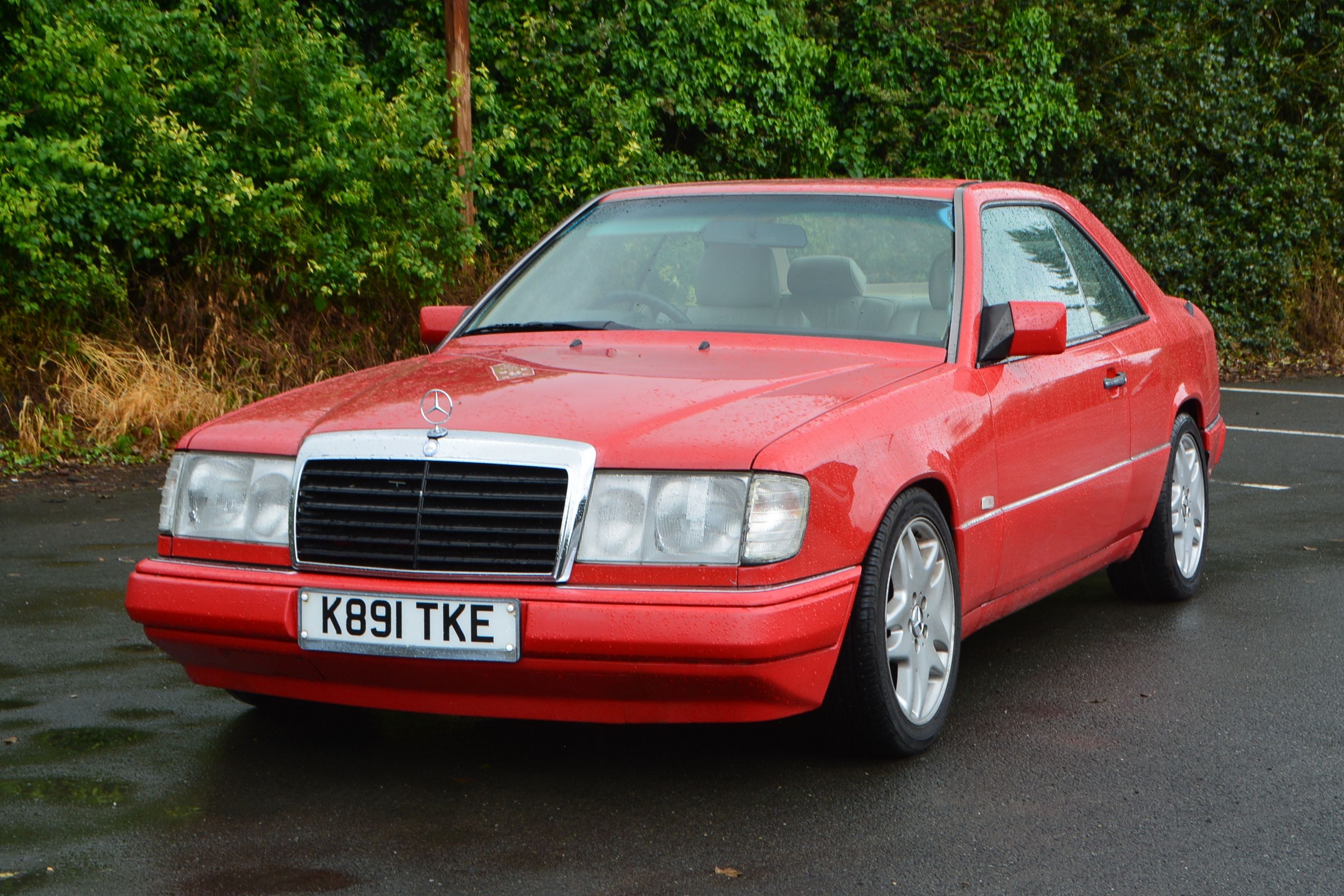 Mercedes-Benz 220CE Coupe (W124)