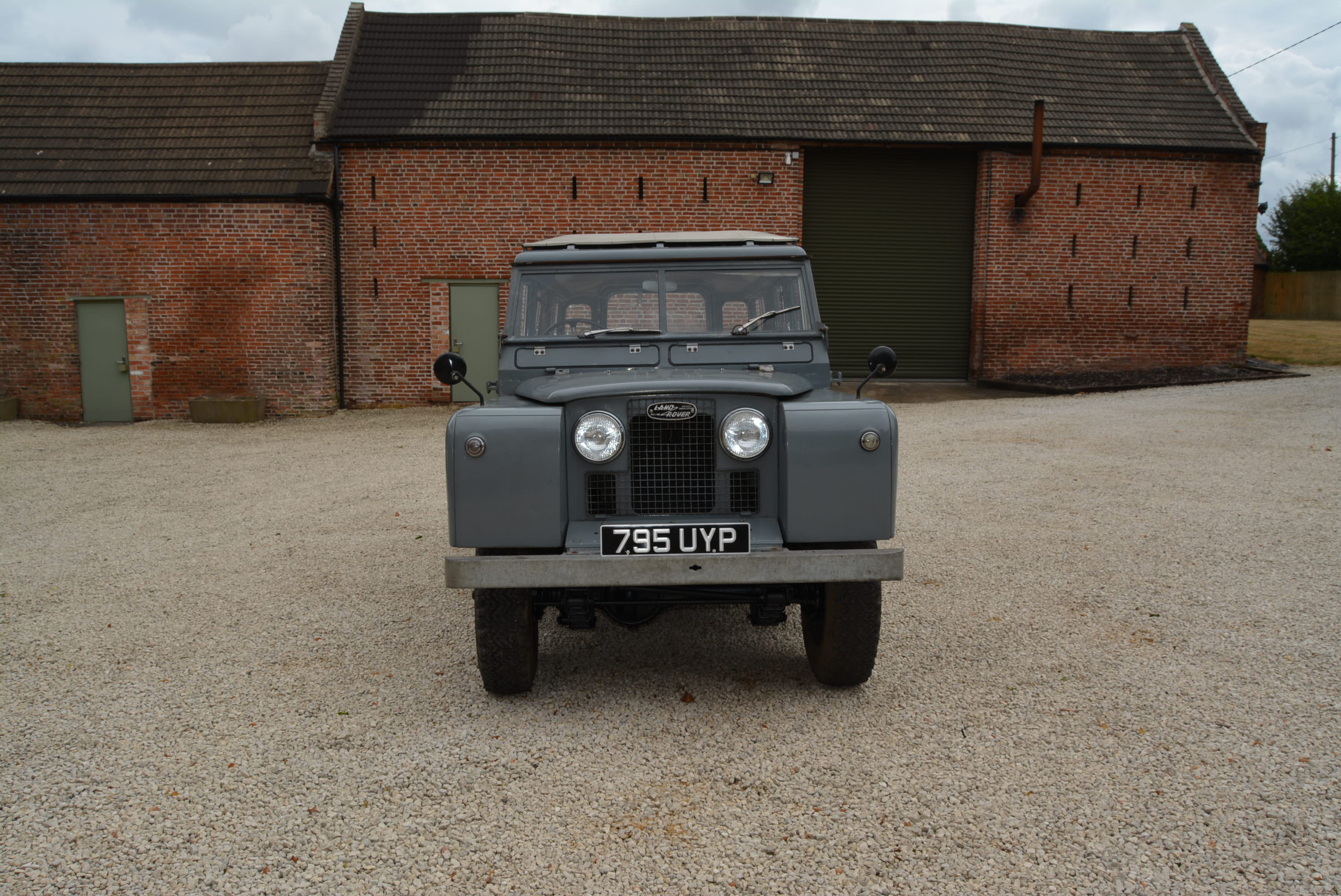 Land Rover Series 11 Station Wagon 109