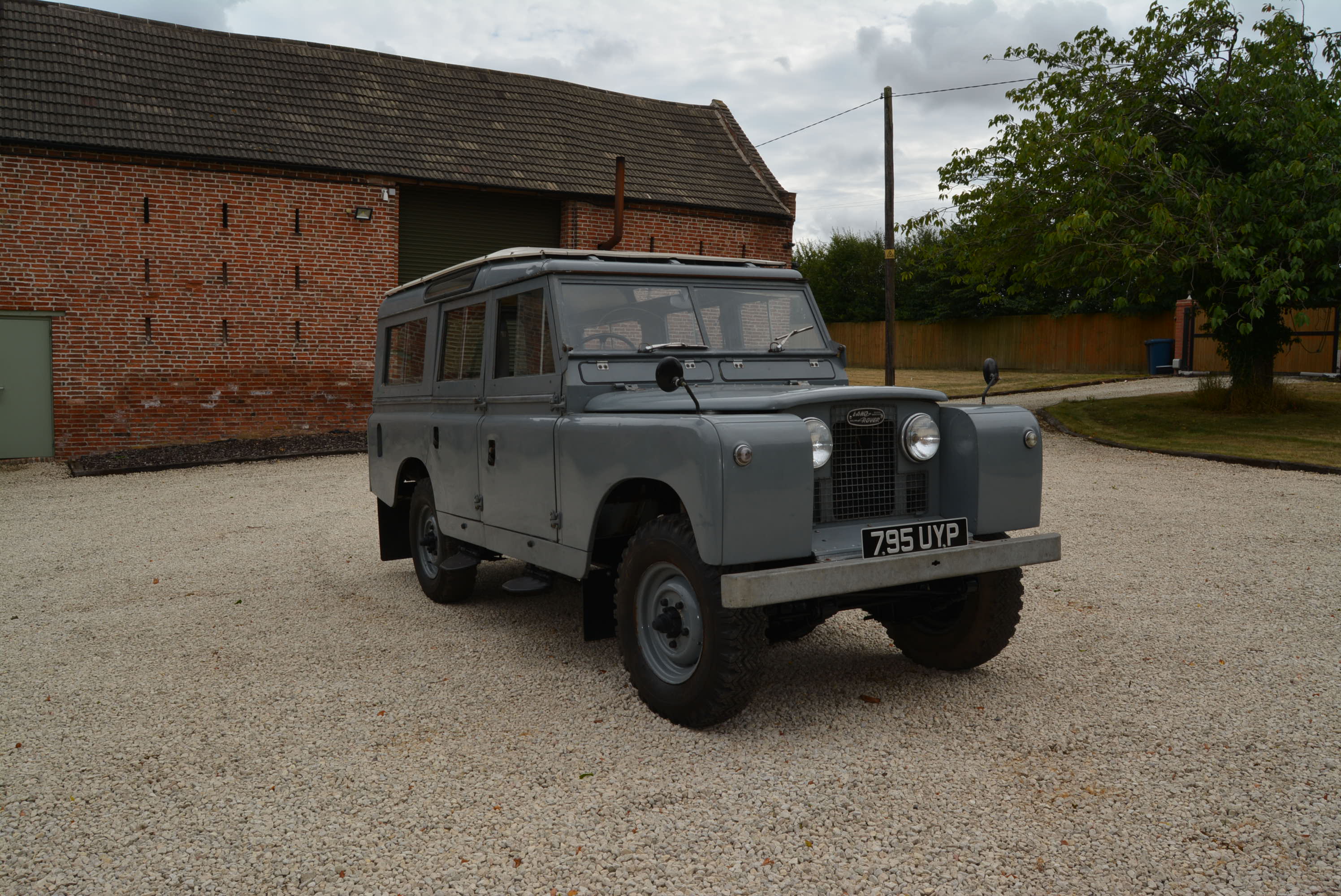 Land Rover Series 11 Station Wagon 109