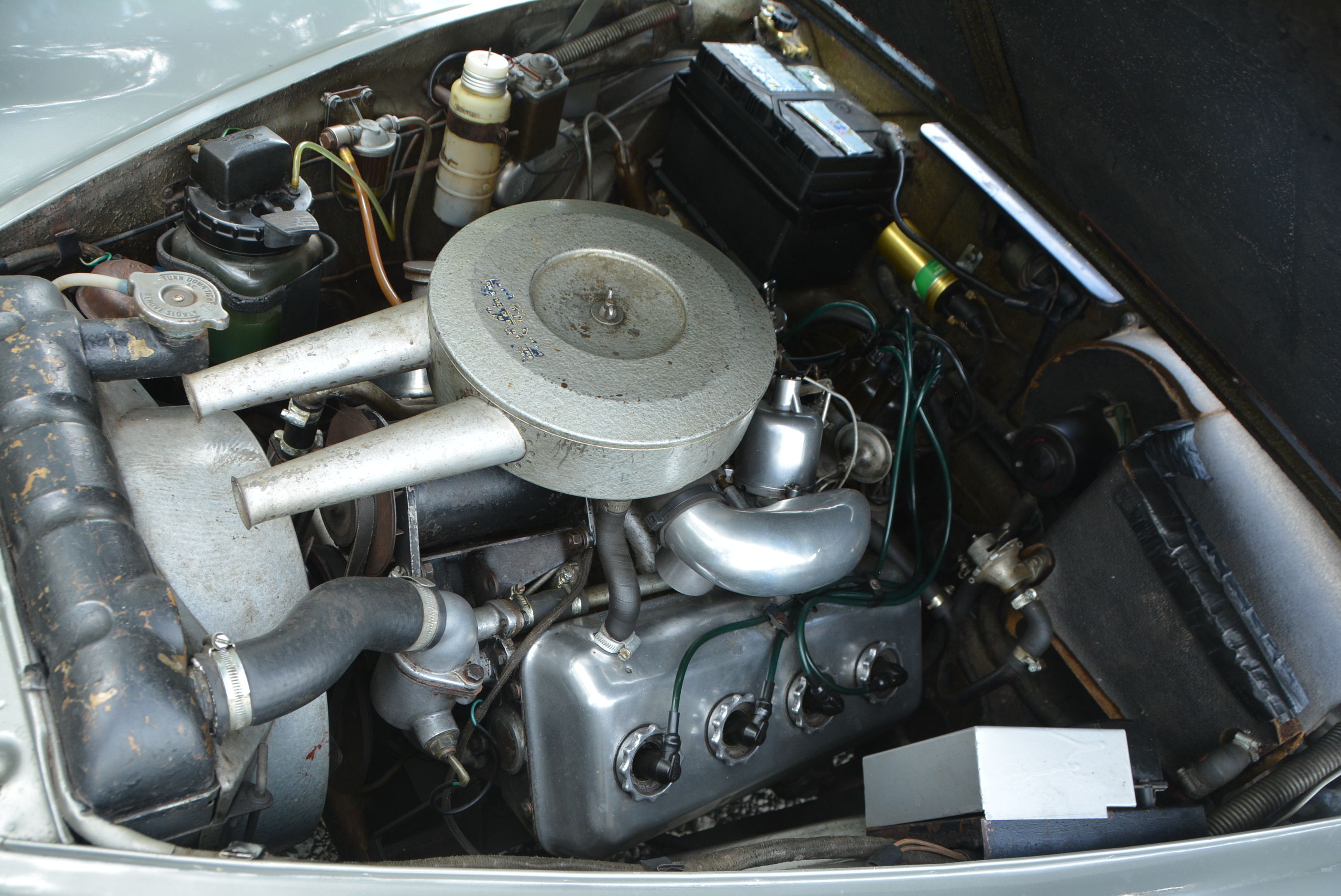Daimler 2.5 V8