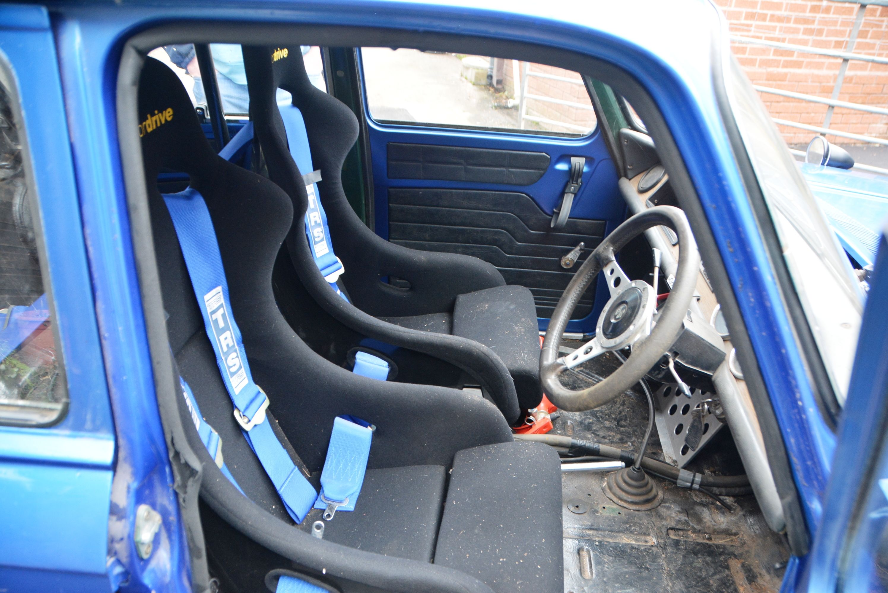 Renault 8 Rally Car