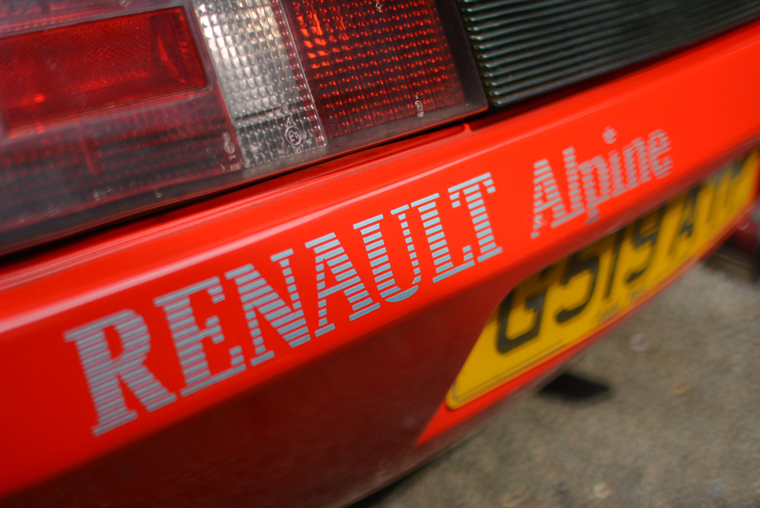 Renault Alpine GTA V6 Turbo