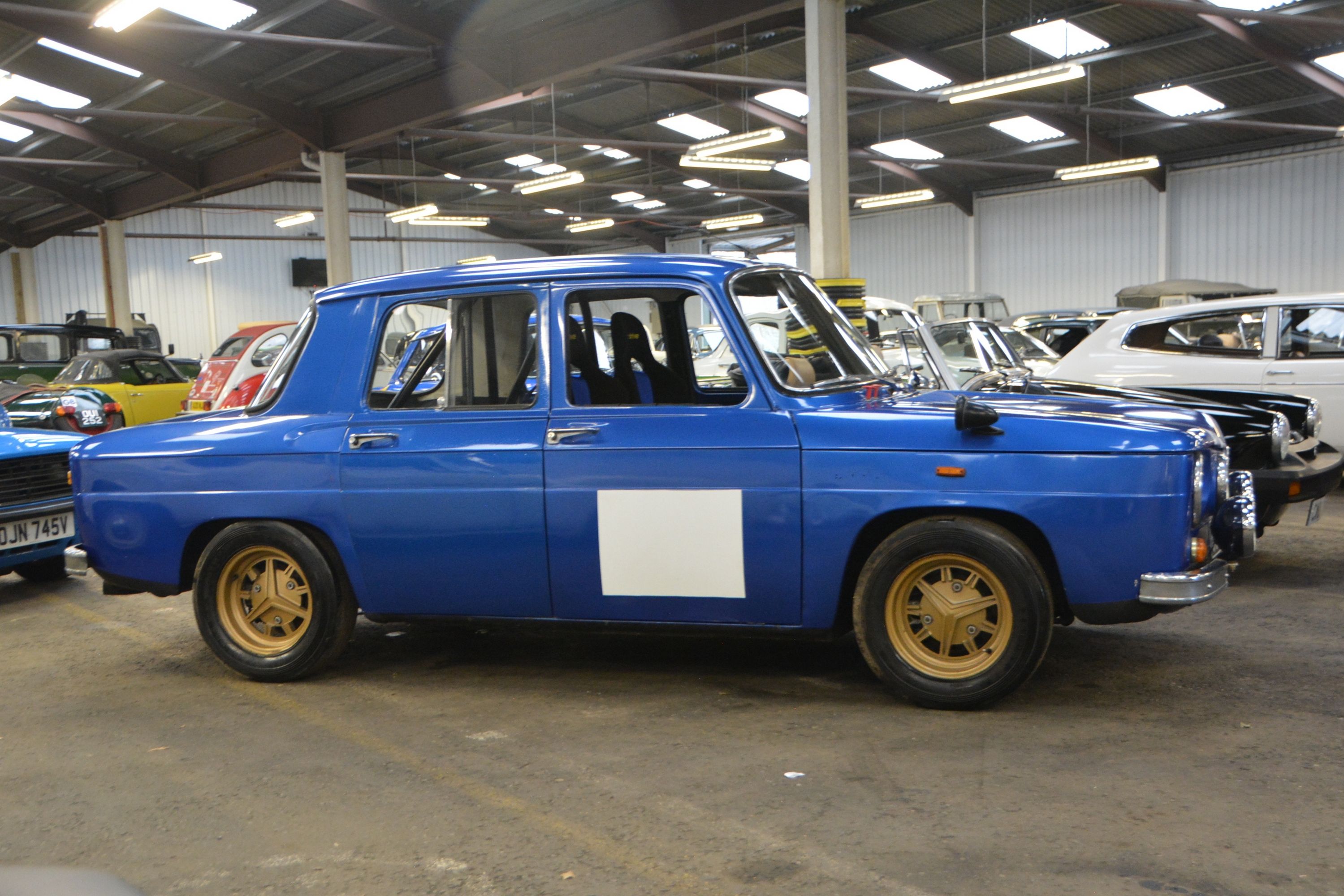 Renault 8 Rally Car