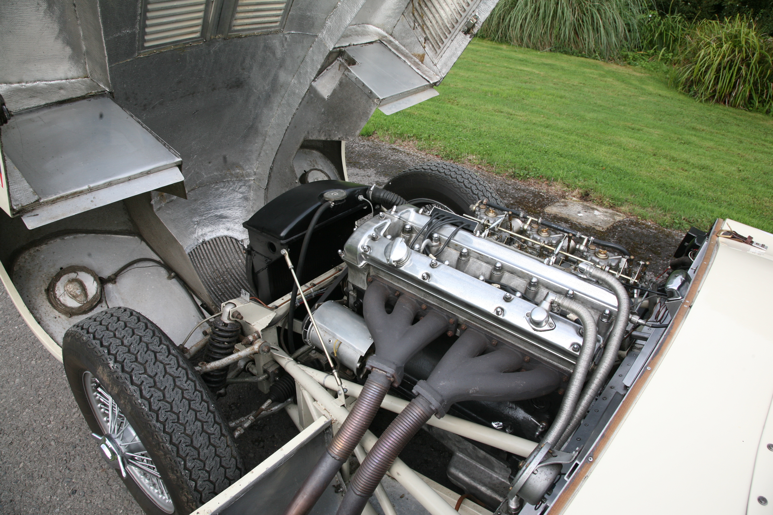 Jaguar C-Type Replica