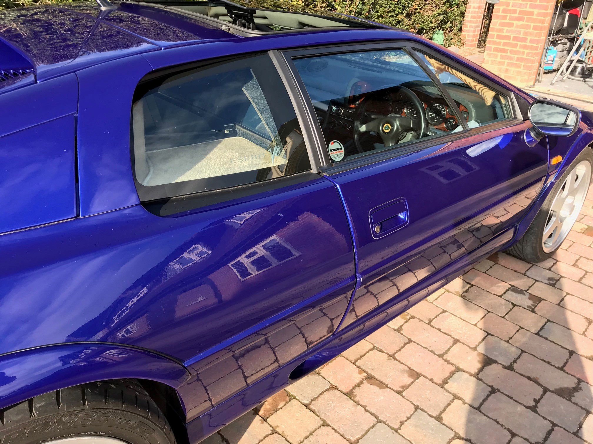 Lotus Esprit V8 Turbo