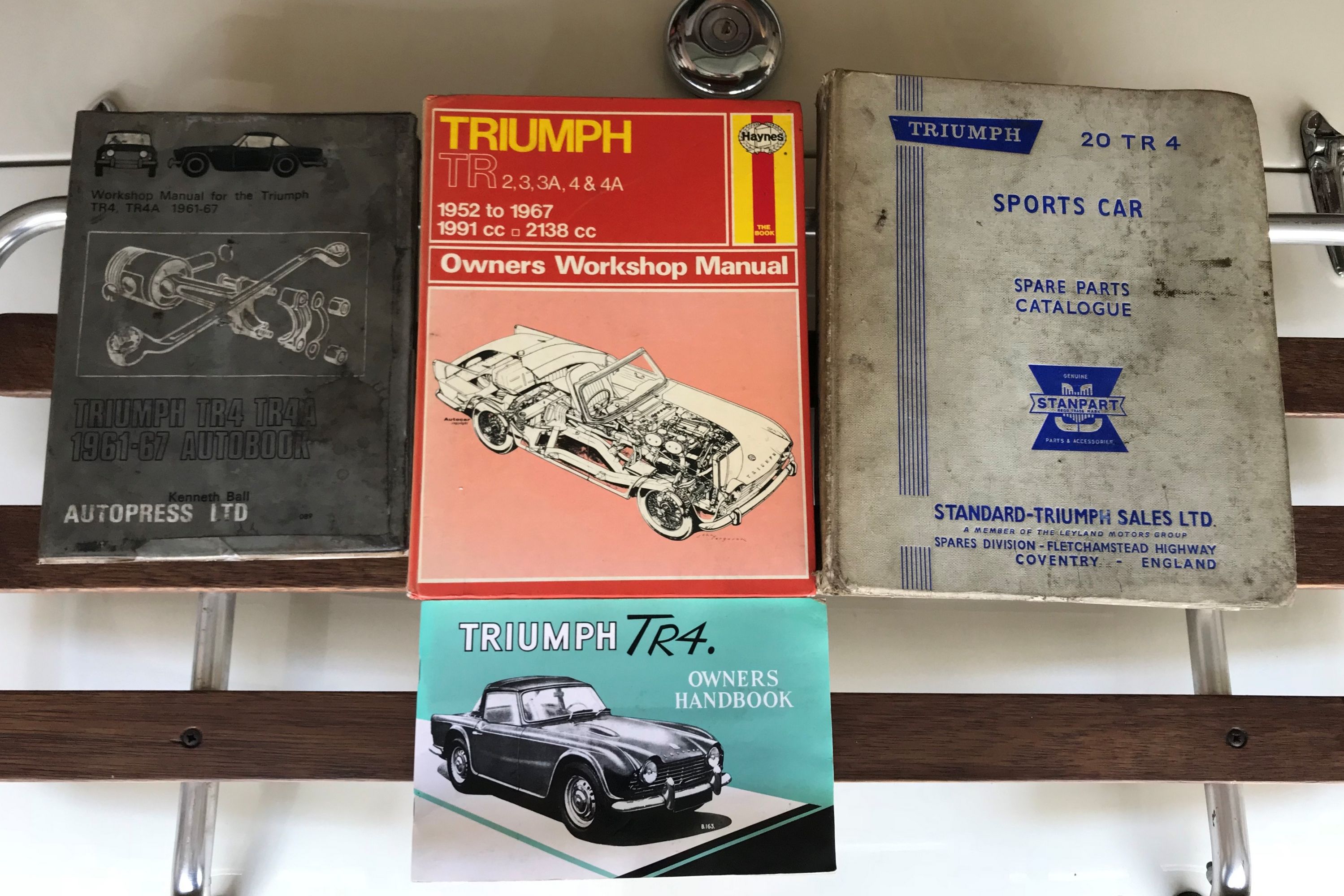 Triumph TR4