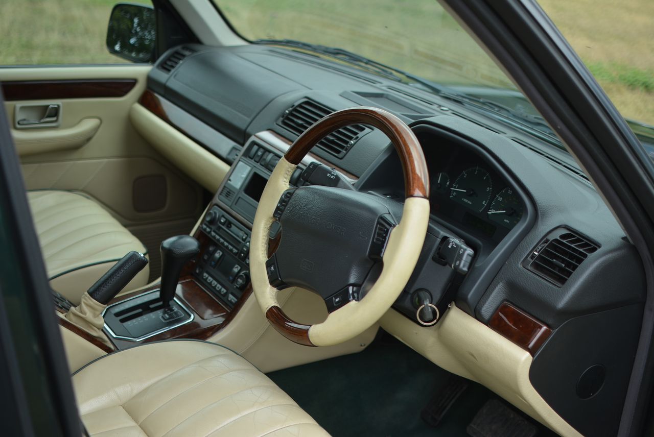 Range Rover  4.6 Vogue (P38)