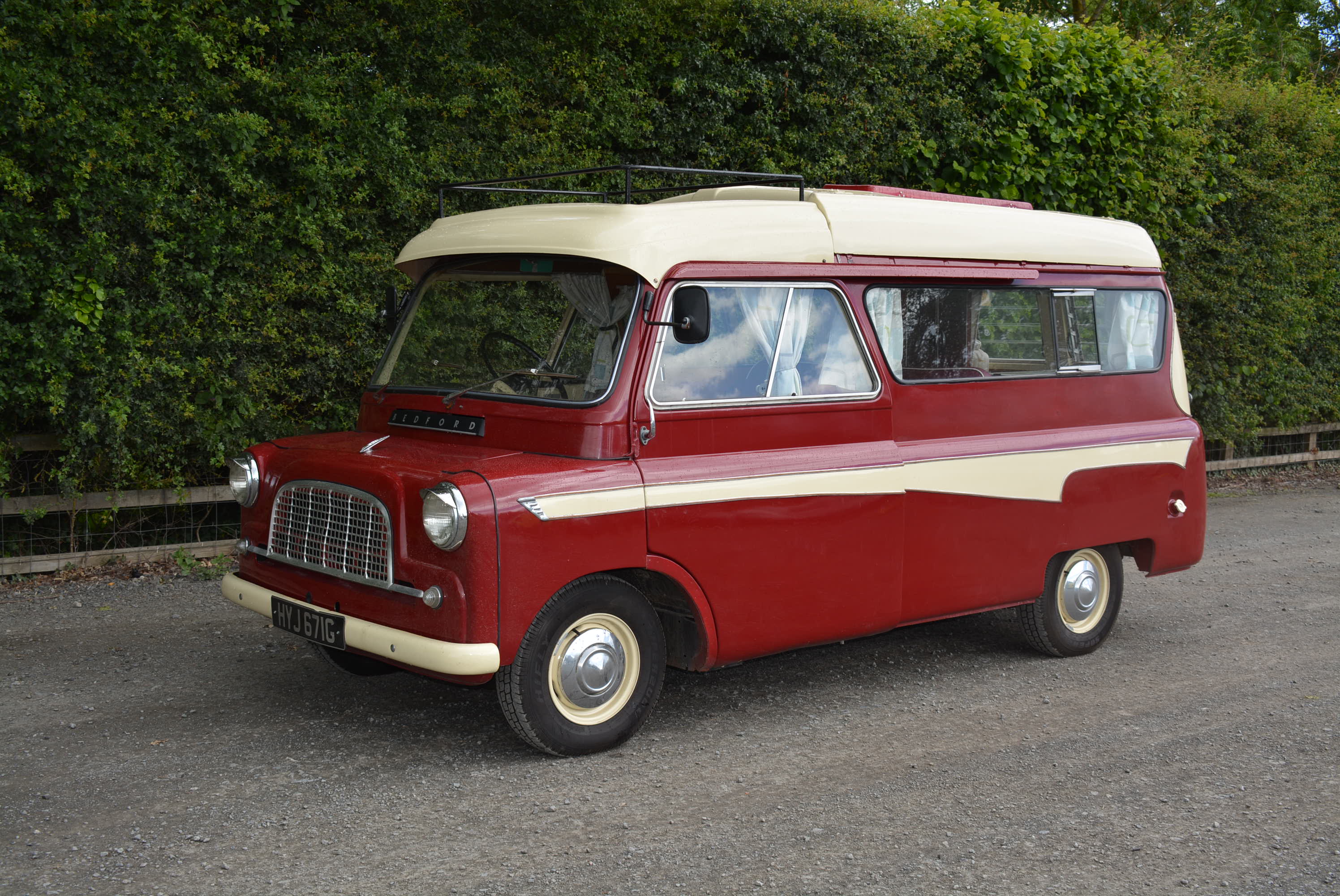 Bedford 2024 ca van