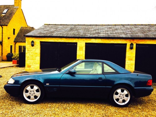 Mercedes-Benz 320SL V6 Roadster