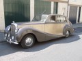 Bentley MkVI Freestone & Webb Saloon