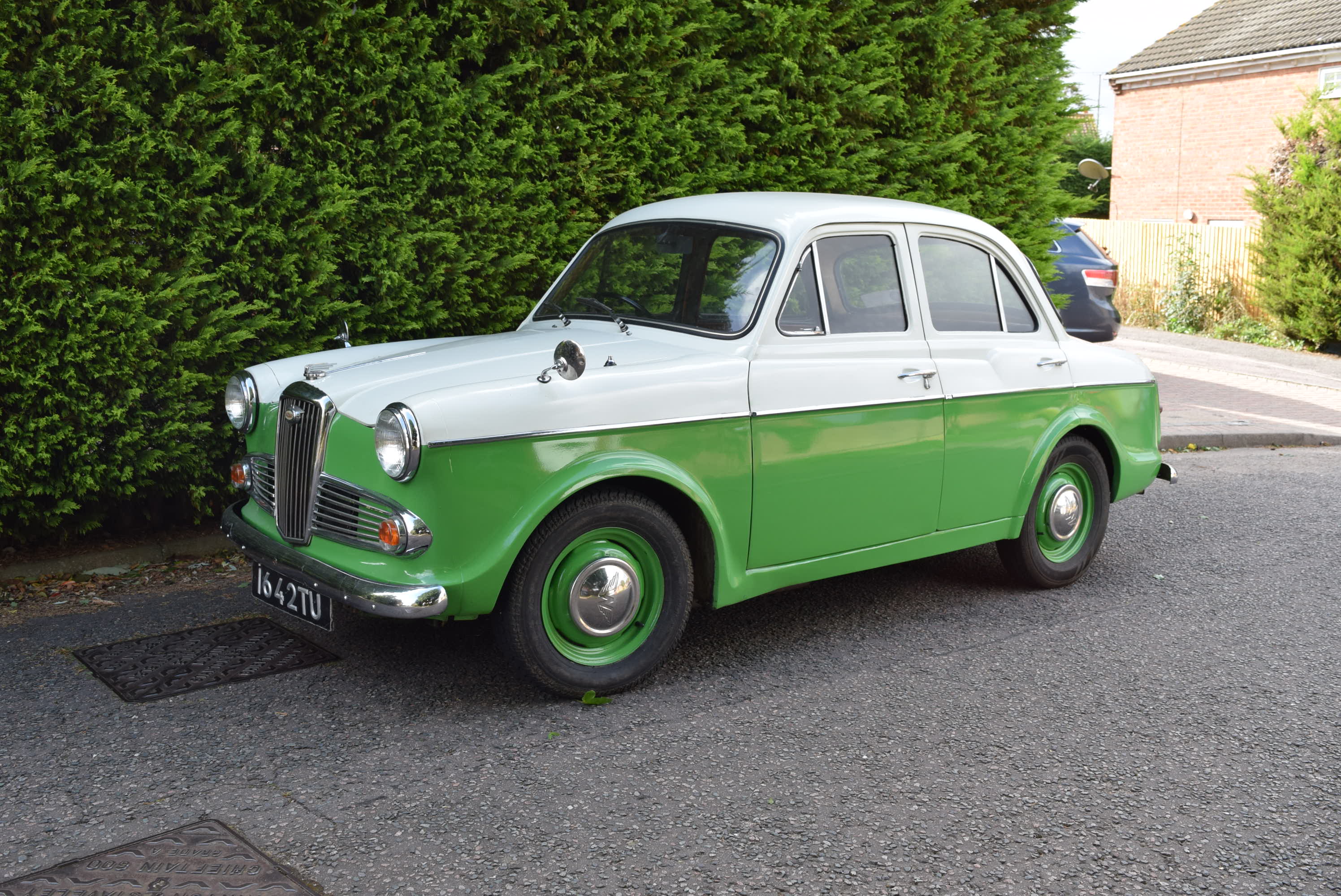 Wolseley 1500