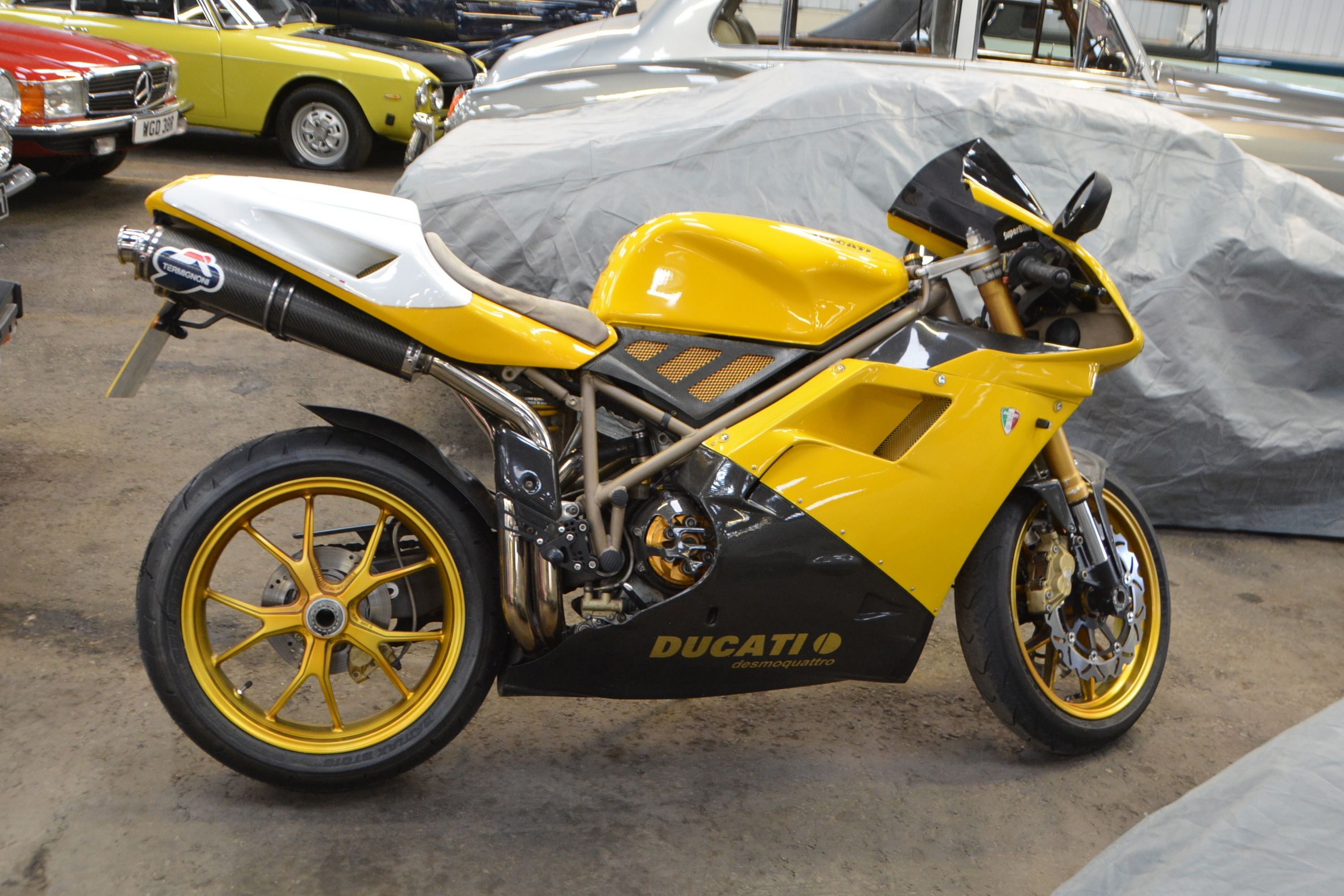 Ducati 748B