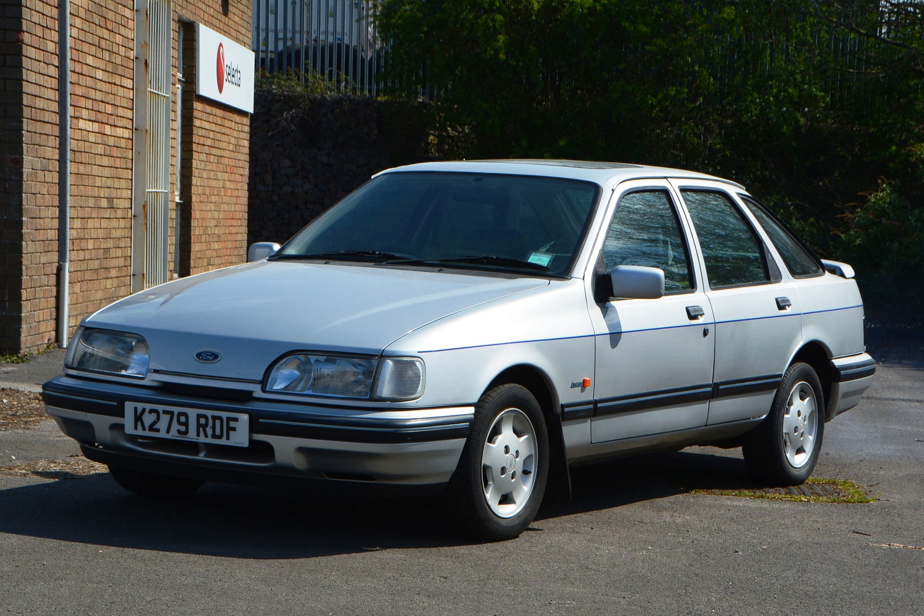 Ford Sierra Azura 1.6 LX