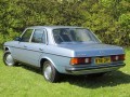 Mercedes-Benz 230E Saloon