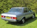 Mercedes-Benz 230E Saloon