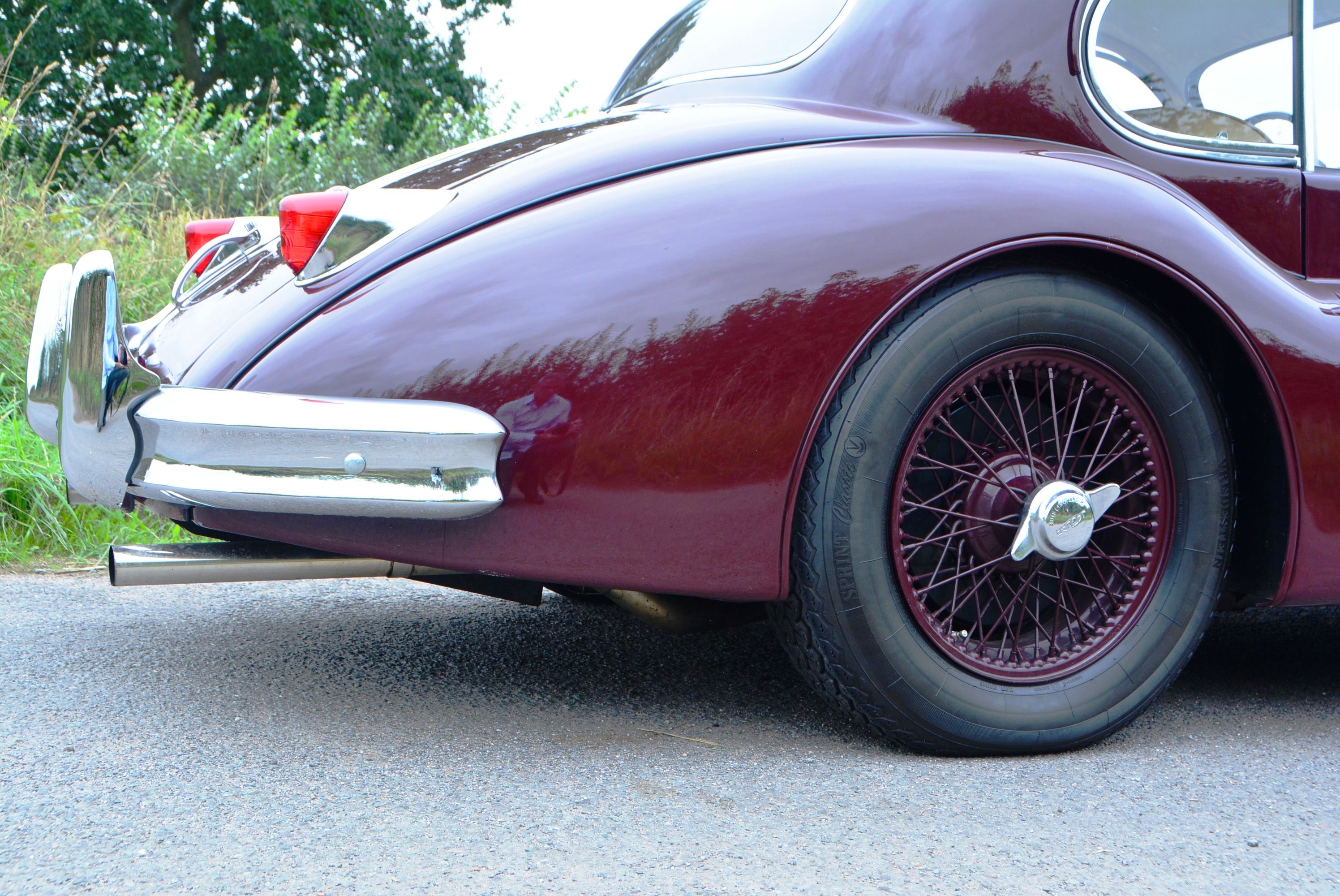 Jaguar XK140 SE FHC