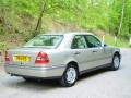 Mercedes-Benz C280 