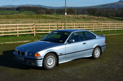 BMW E36 320i Coupe